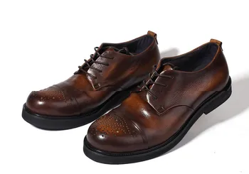 Мъже Кръгли пръсти Естествена кожа Ръчно изработена дантела нагоре Издълбани кожени офис работни обувки Мъже Пролет Есен Дебело дъно Brogue обувки